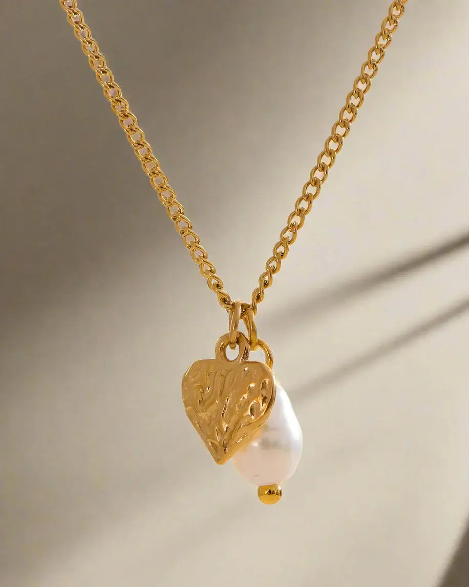 stainless_steel_pendant_necklace