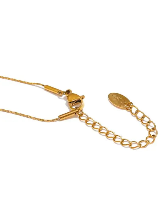 flower necklace