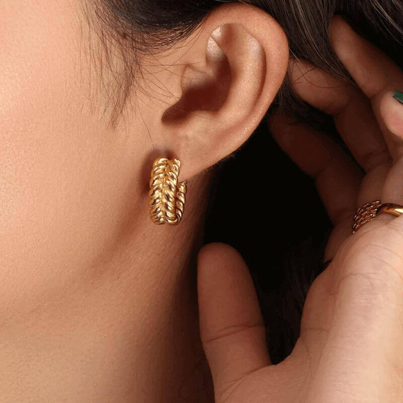 Golden Hoop Earrings for women - Ostenz