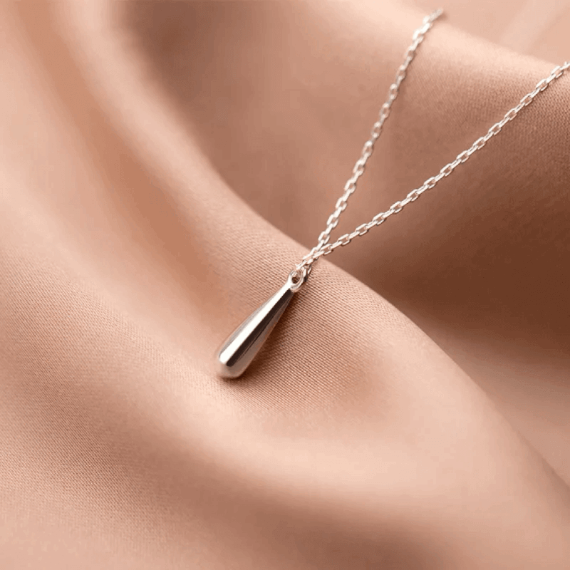 Silver Waterdrop pendant necklace