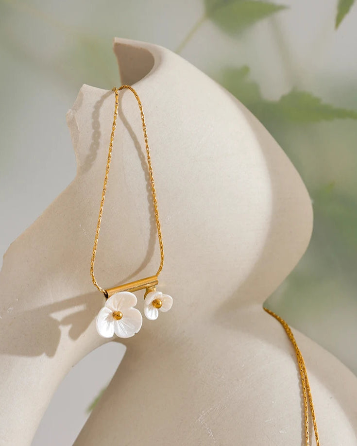 flower necklace for women