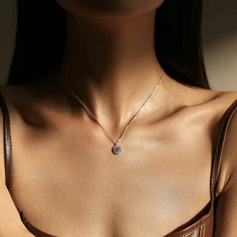 Cubic zirconia pendant necklace 