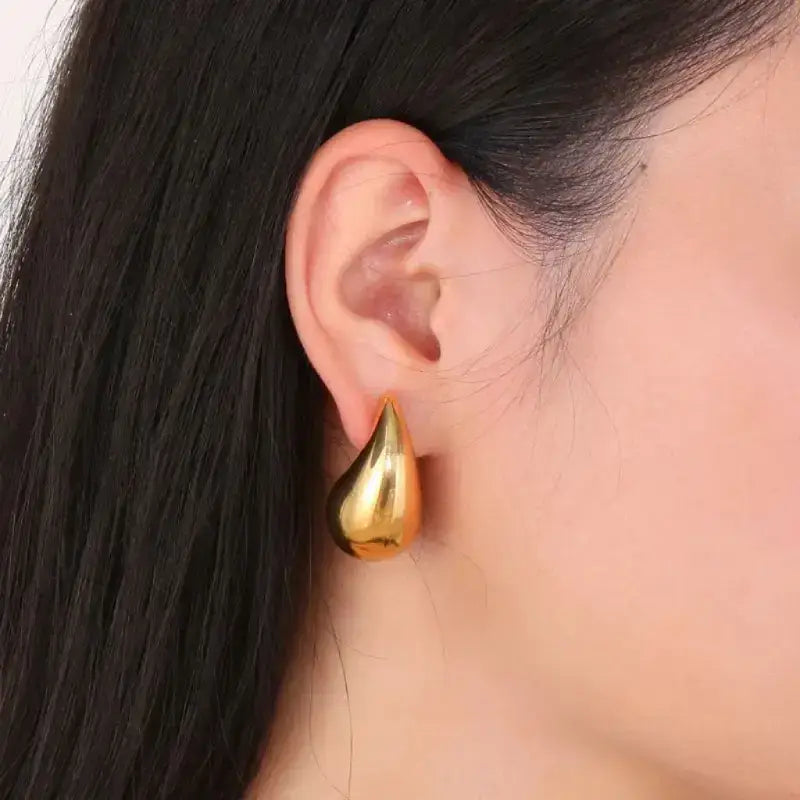 Gold plated waterdrop earrings